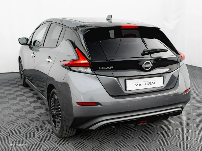 Nissan Leaf 4