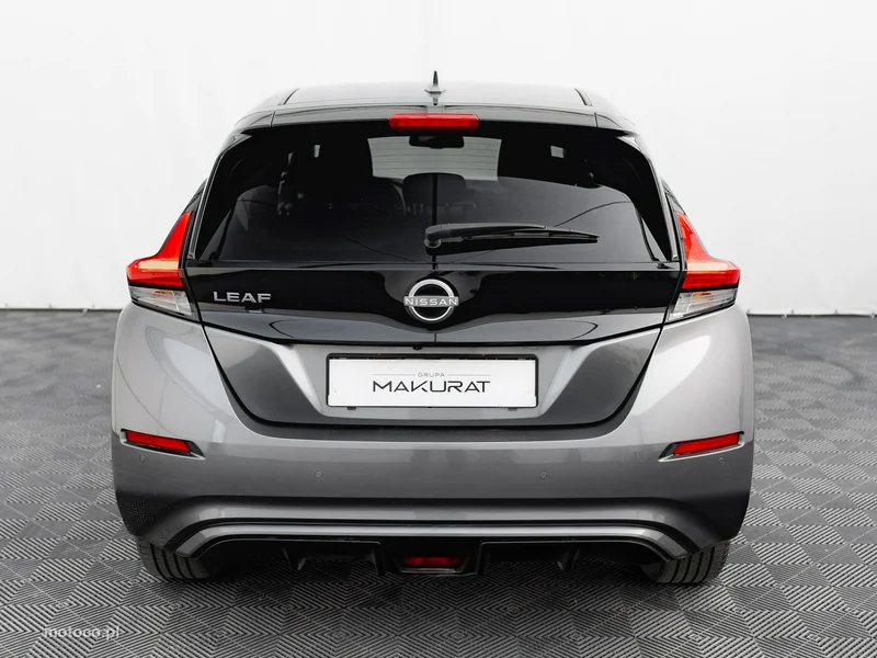 Nissan Leaf 7