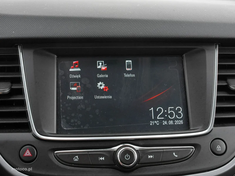 Opel Crossland I 17