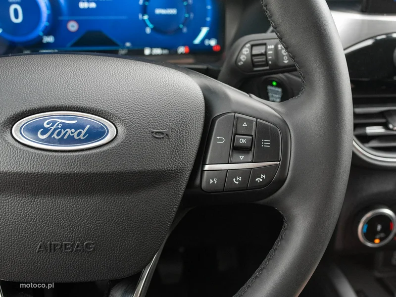 Ford Kuga III 13