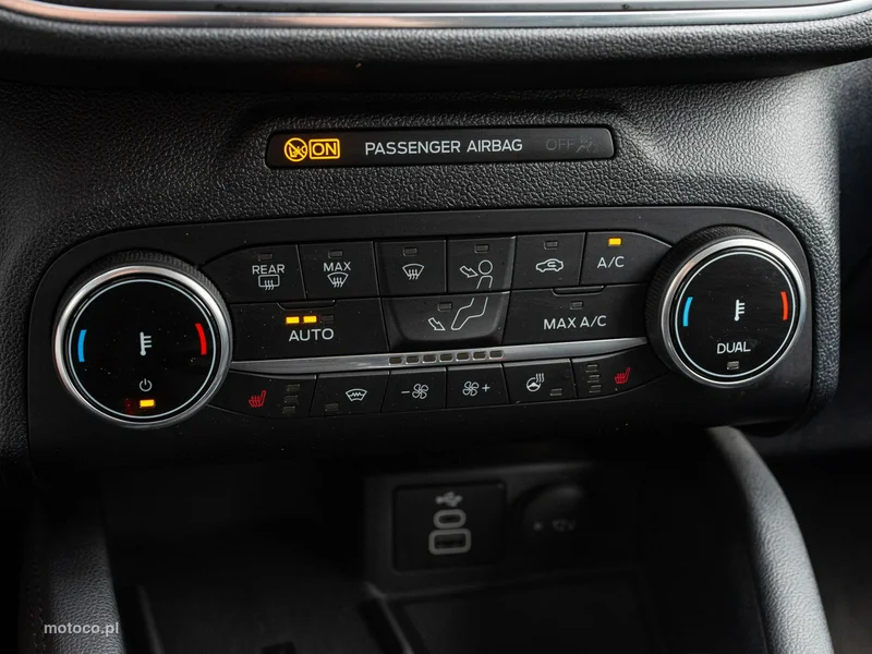 Ford Kuga III 16