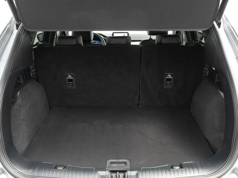 Ford Kuga III 27