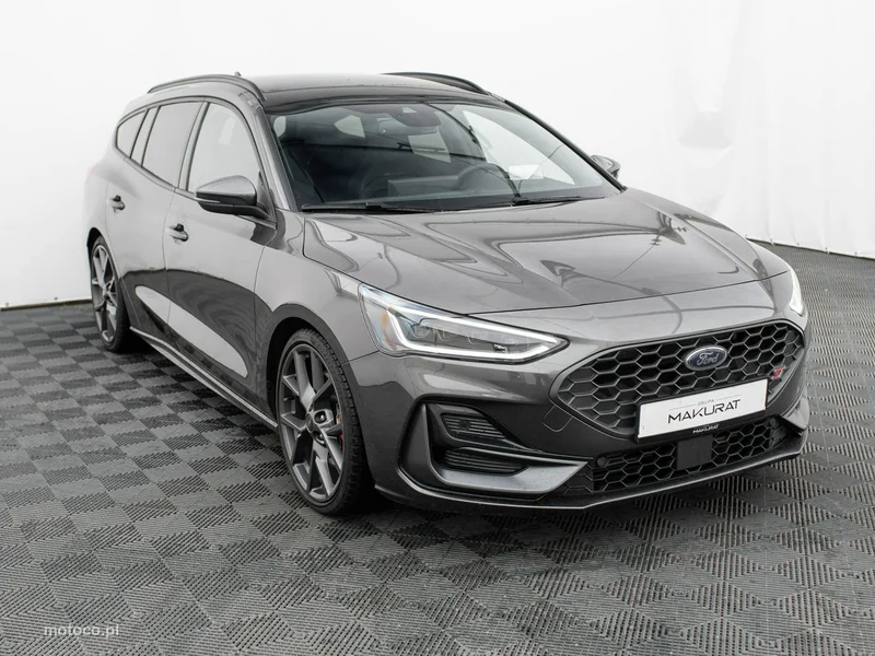 Ford Focus IV 3