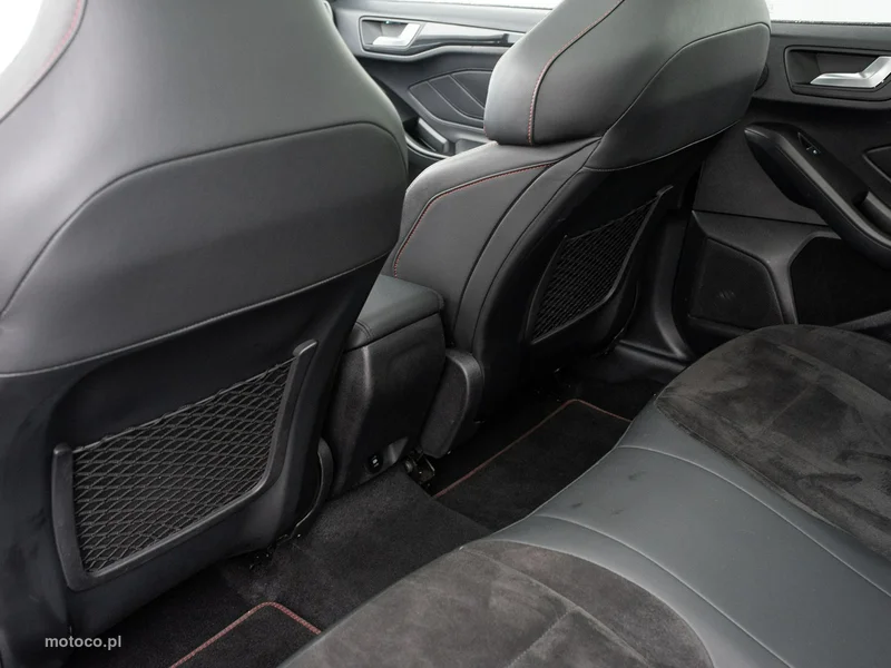 Ford Focus IV 23