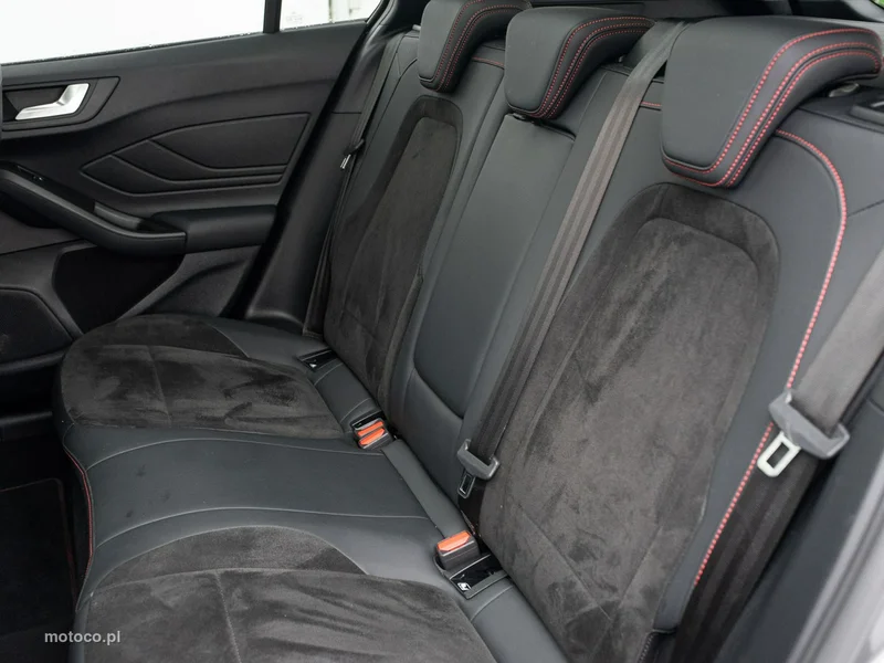 Ford Focus IV 24