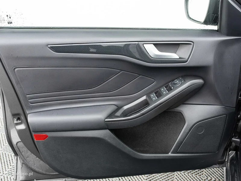 Ford Focus IV 9