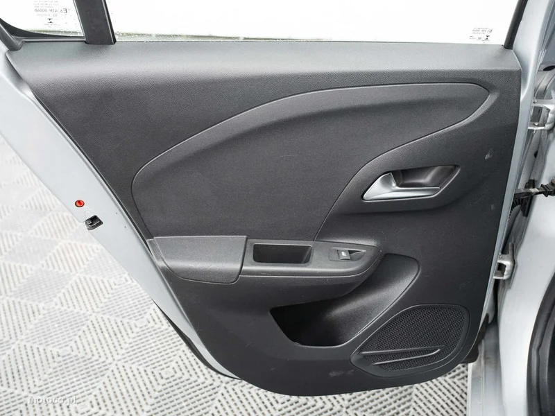 Opel Corsa F 21