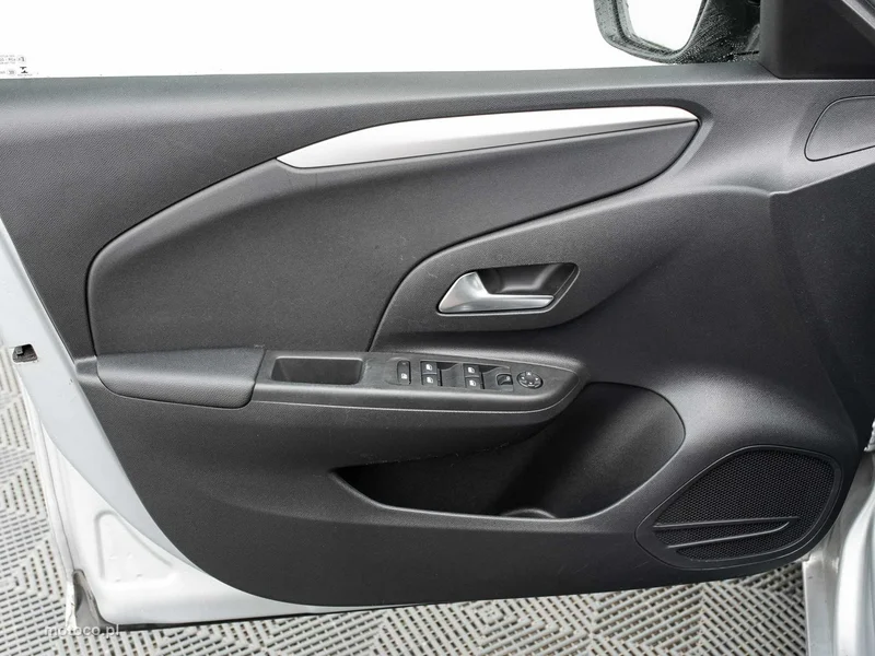Opel Corsa F 9