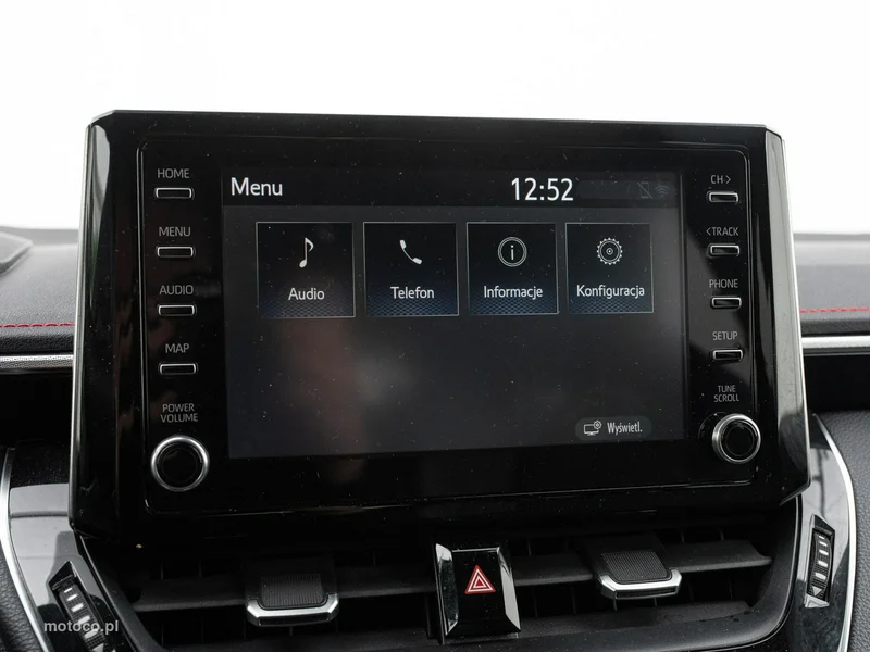 Toyota Corolla E210 18