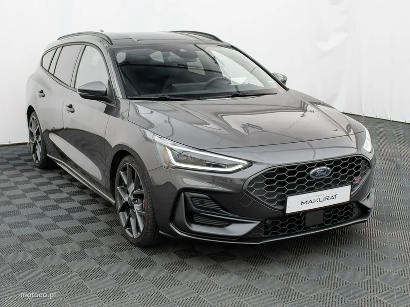 Ford Focus IV 3