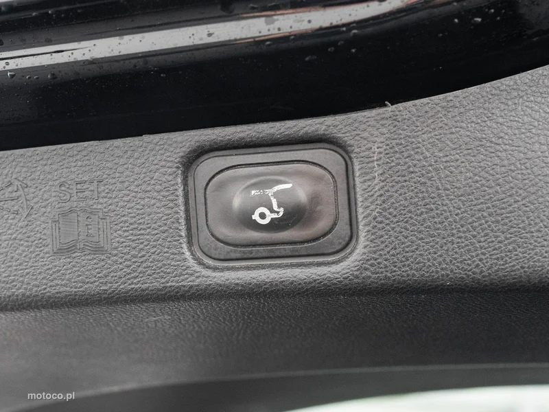 Ford Galaxy III 31