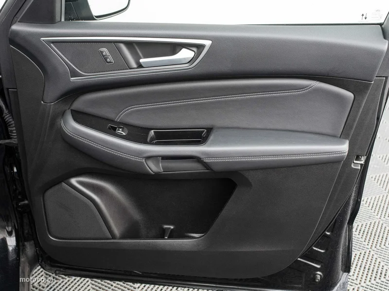 Ford Galaxy III 33