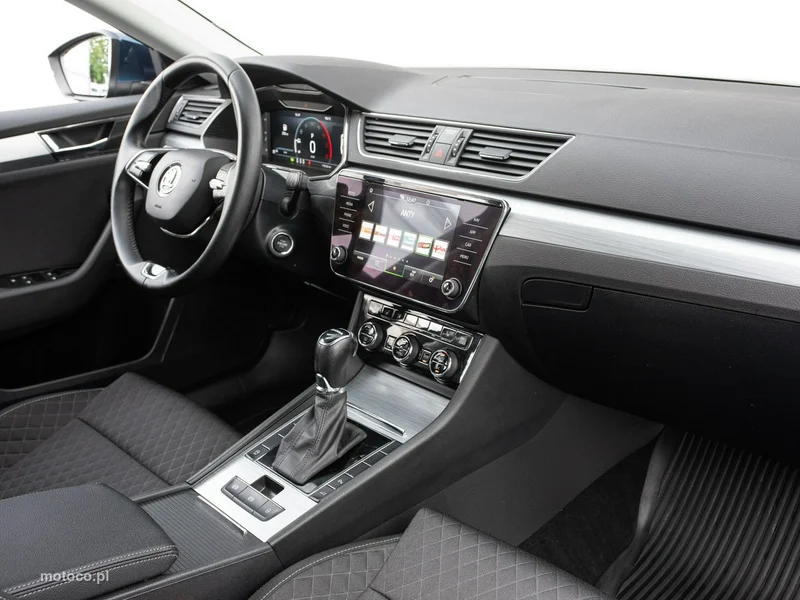 Skoda Superb III 33