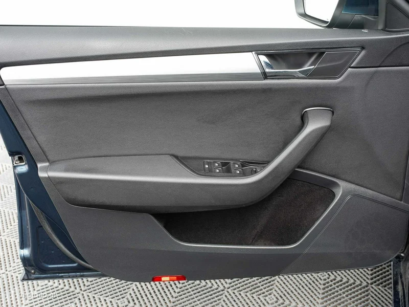 Skoda Superb III 9