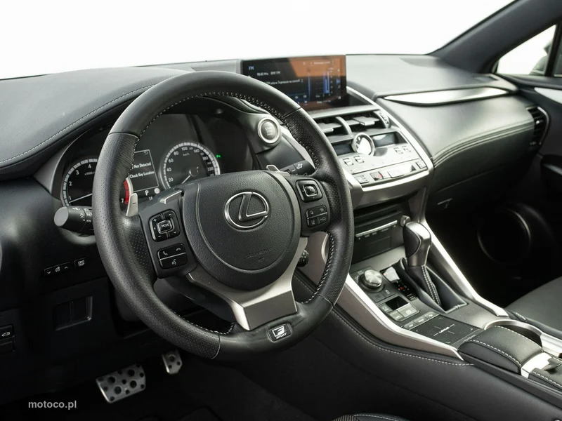 Lexus NX 6
