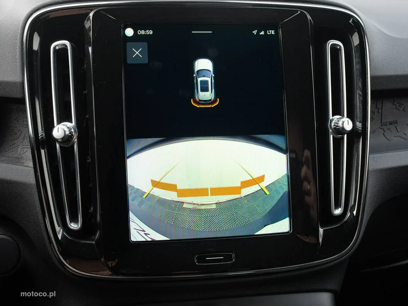 Volvo XC 40 22