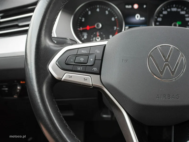 Volkswagen Passat B8 13
