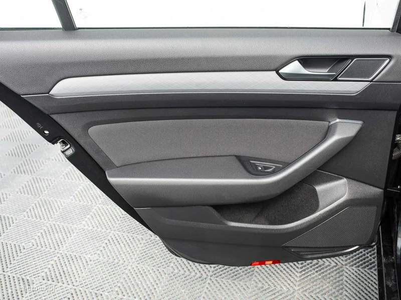 Volkswagen Passat B8 25