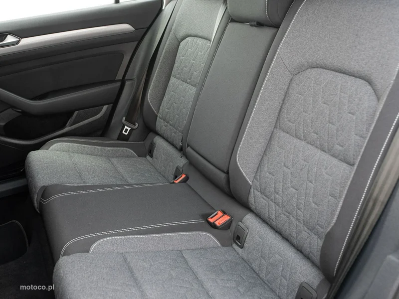 Volkswagen Passat B8 27