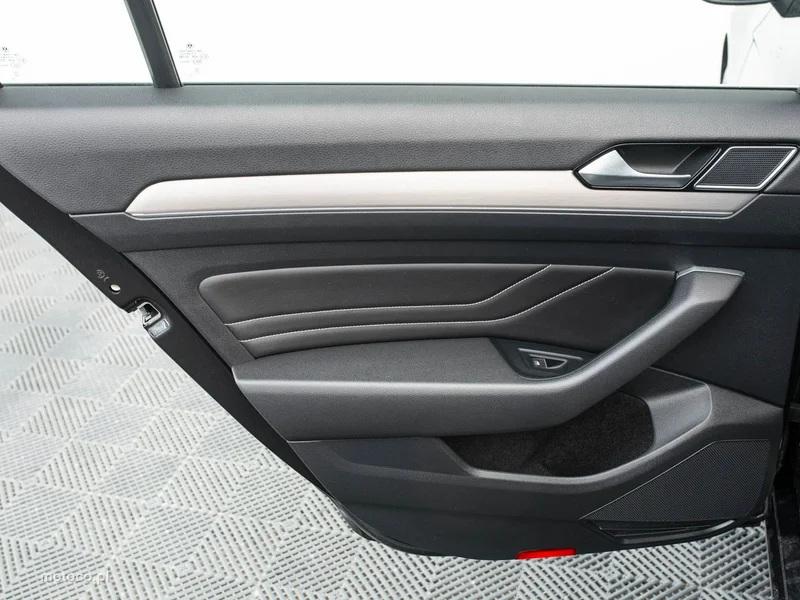 Volkswagen Passat B8 26