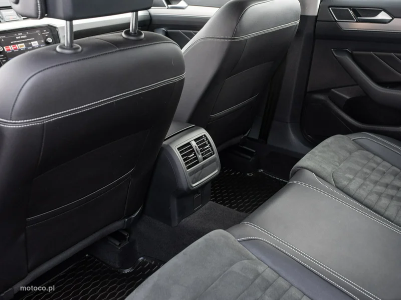 Volkswagen Passat B8 27