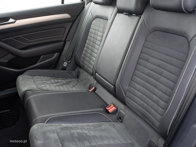 Volkswagen Passat B8 28