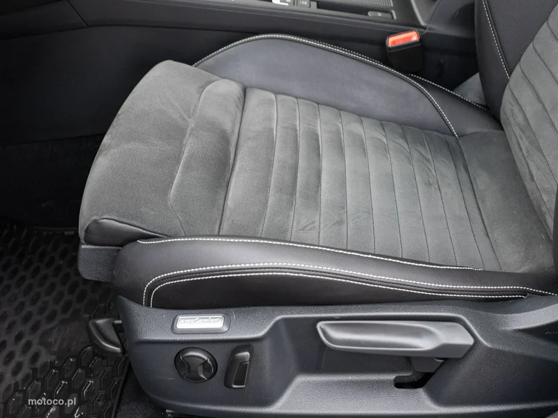 Volkswagen Passat B8 10