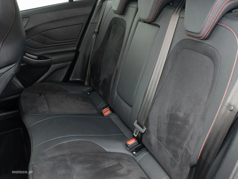 Ford Focus IV 24