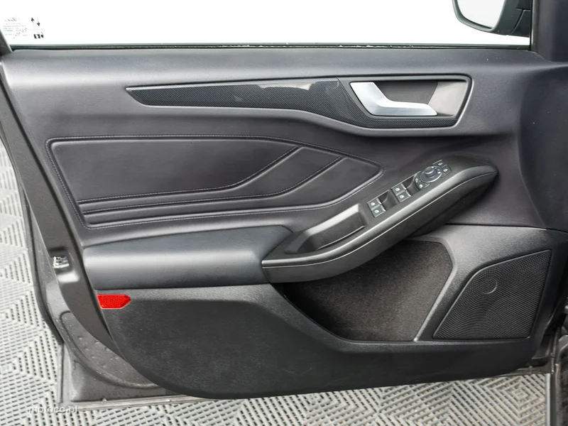 Ford Focus IV 9