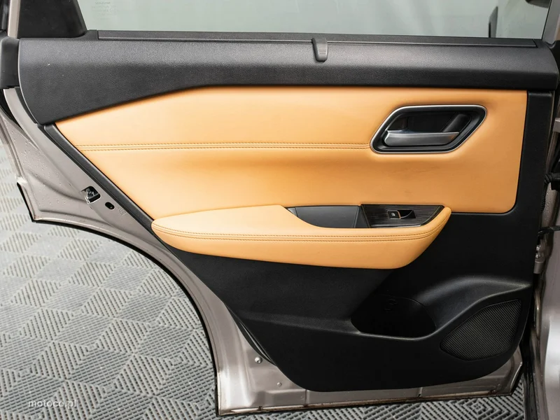 Nissan X-Trail 23