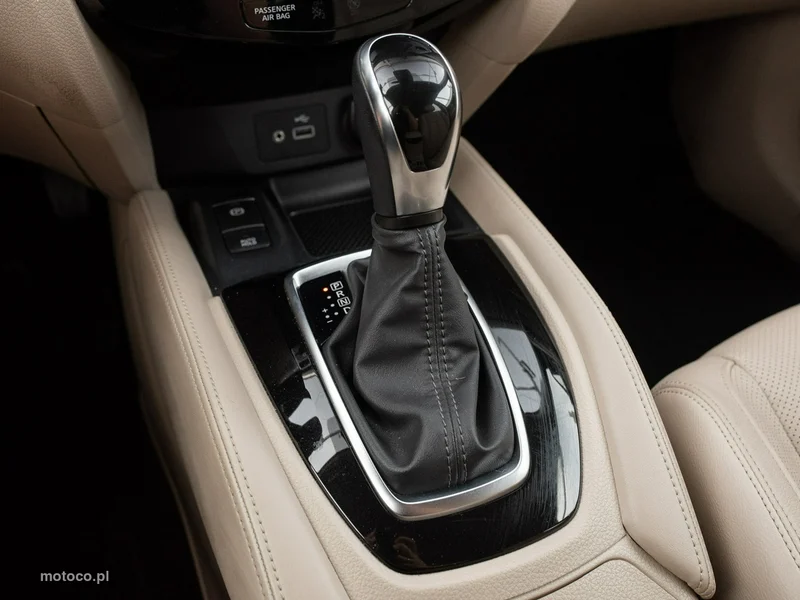 Nissan X-Trail 16