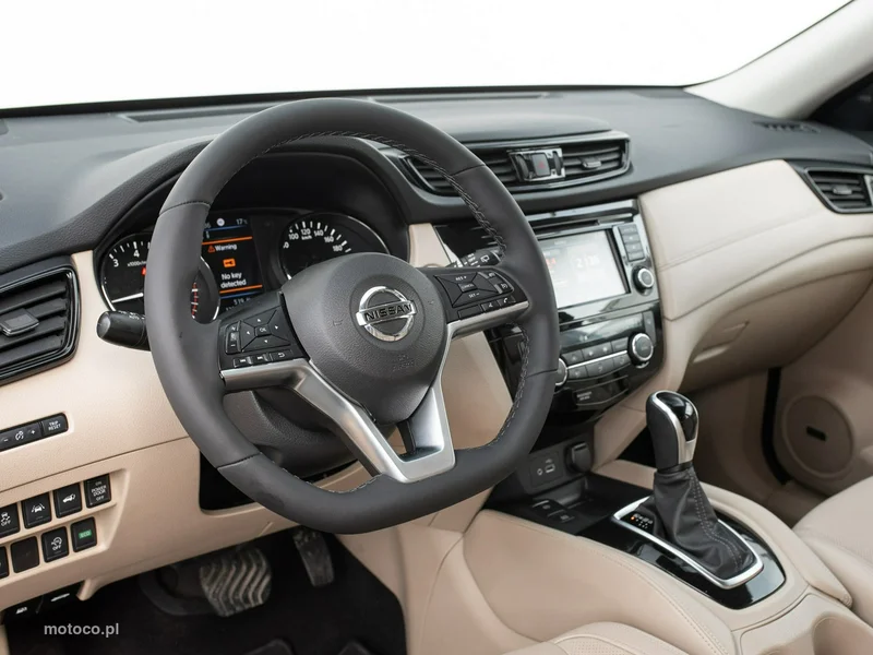 Nissan X-Trail 6