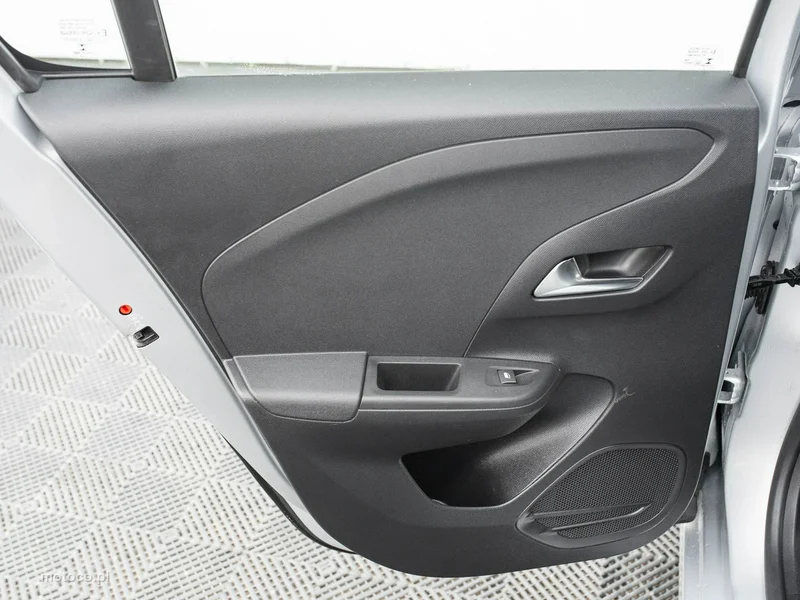 Opel Corsa F 21