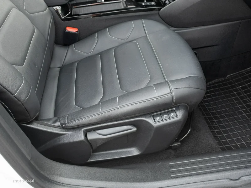 Citroen C4X 27