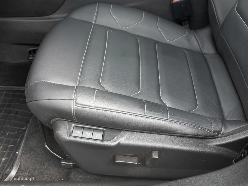 Citroen C4X 10