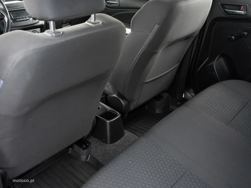 Suzuki Swift 18