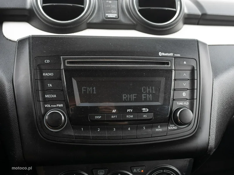 Suzuki Swift 15