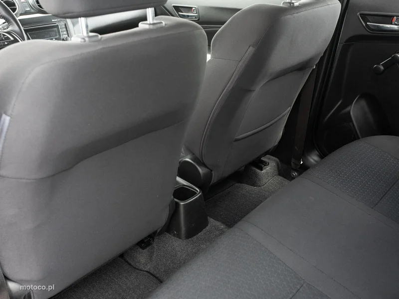 Suzuki Swift 17