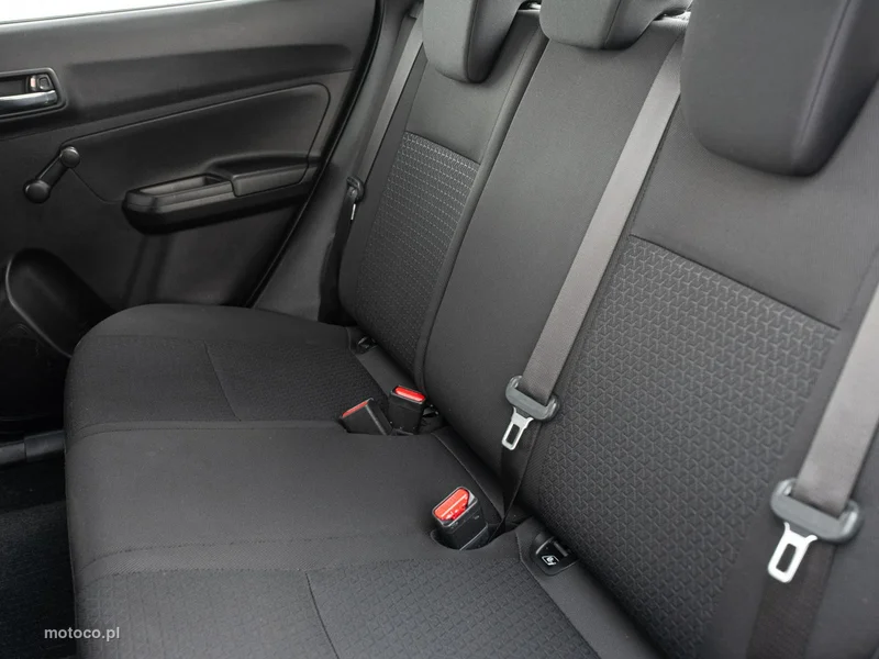Suzuki Swift 18