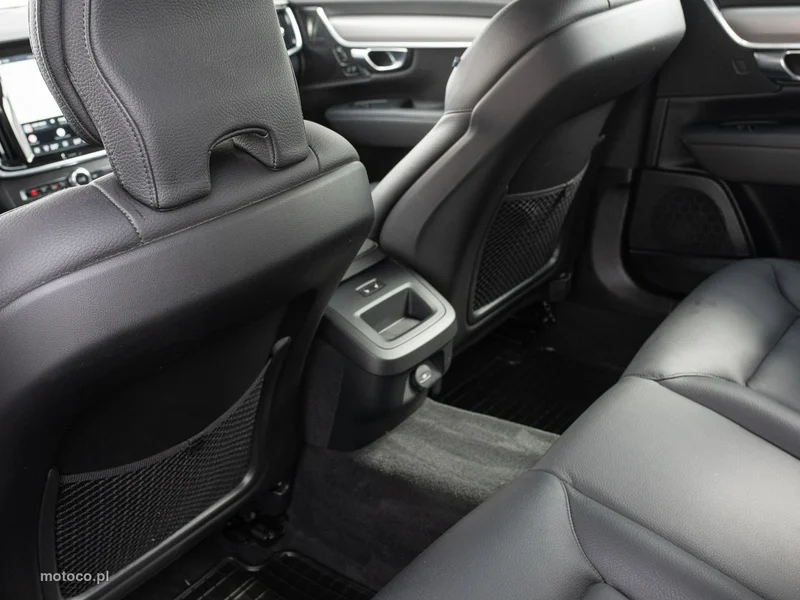Volvo V90 23