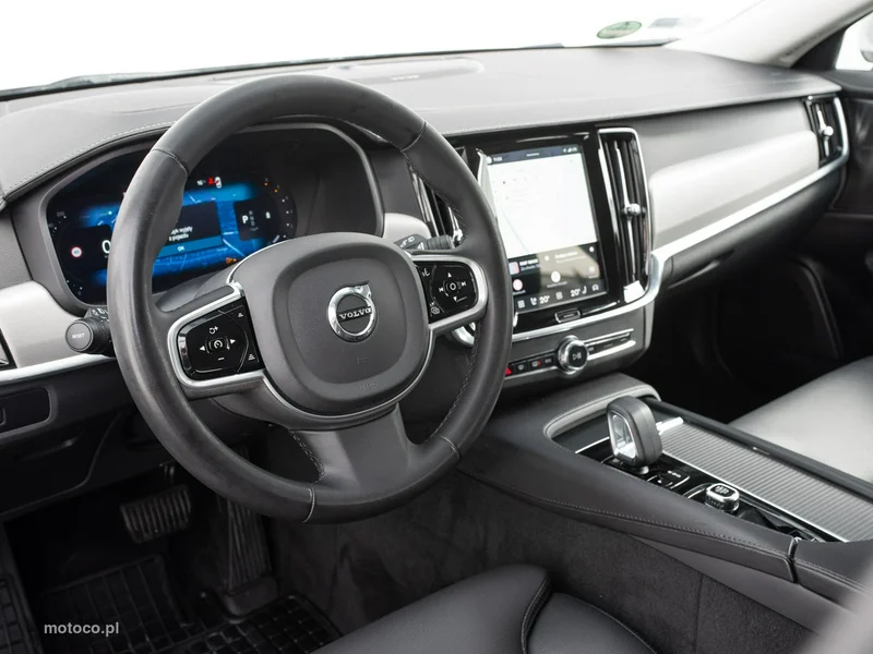 Volvo V90 6