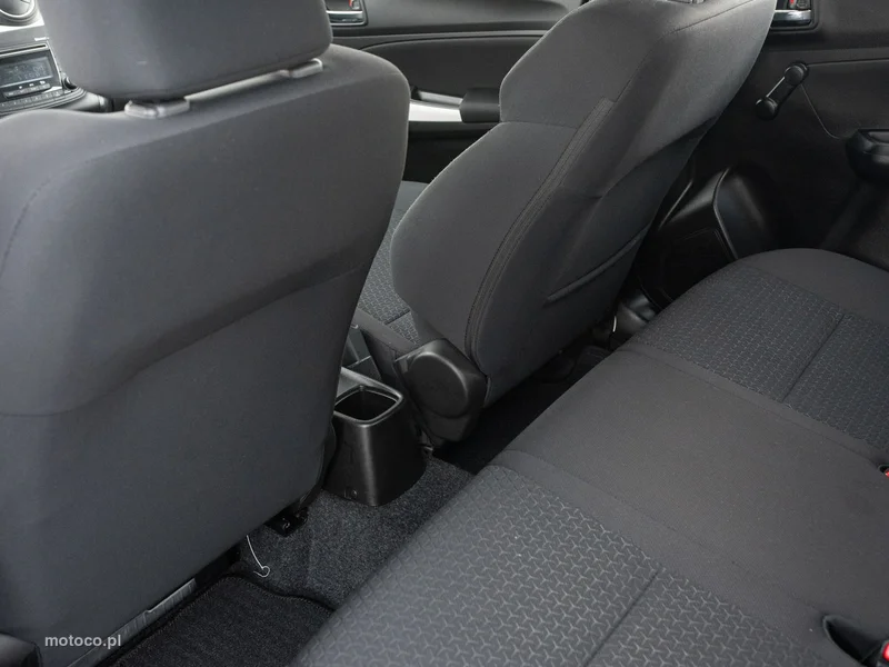 Suzuki Swift 18