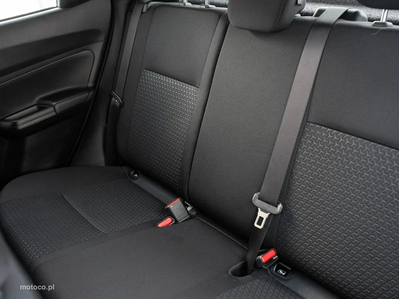 Suzuki Swift 19