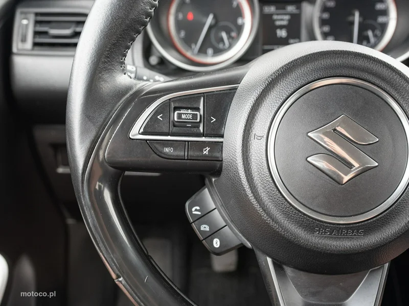 Suzuki Swift 12