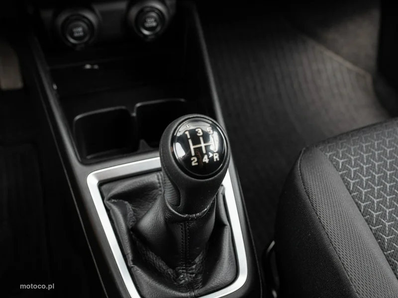 Suzuki Swift 14