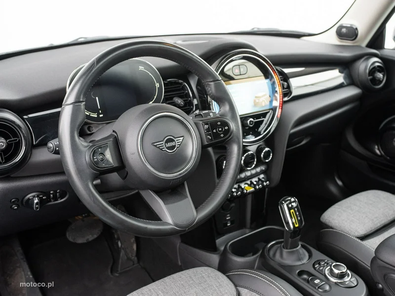 MINI Cooper 6
