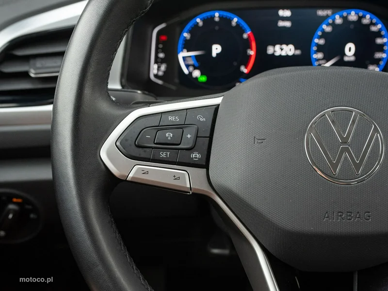 Volkswagen T-Roc A1 13