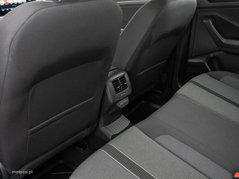 Volkswagen T-Roc A1 24