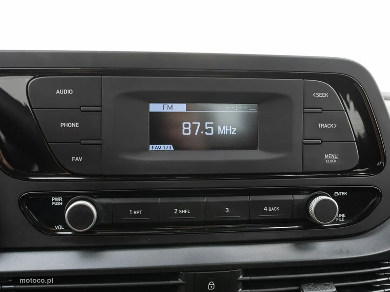 Hyundai i20 16