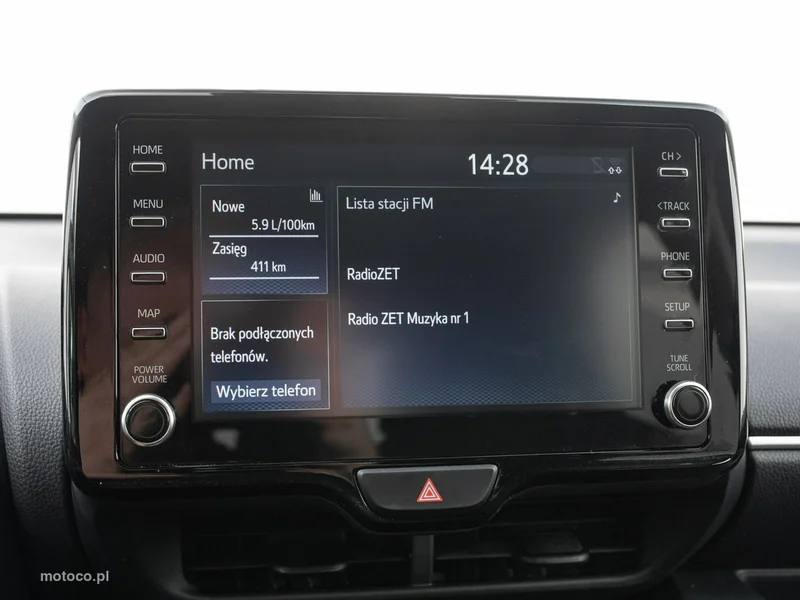 Toyota Yaris XP210 17